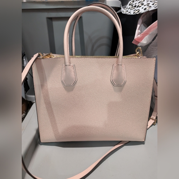 Michael Kors handbag - Picture 4 of 5